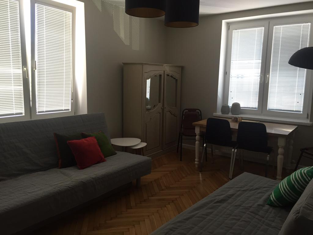 Apartament Mercury *